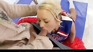 A gymnast girl easily sits on the twine and has sex
