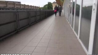 Guy met a girl at the train station and fucked her hard