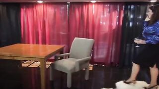 A woman seduced her neighbor while her husband was not at home to have sex