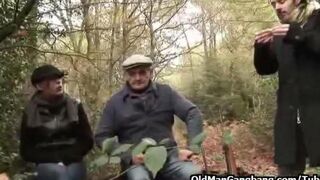 Father and son fucked her daughter and sister in the forest