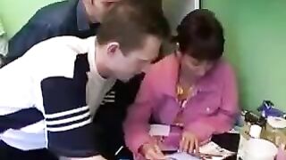 Foursome sex with Russian mom and homemade action