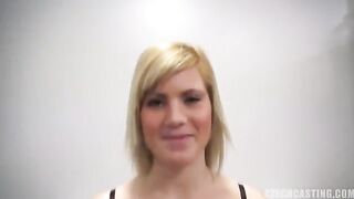 A 25-year-old woman from the Czech Republic made a blowjob during the porn casting
