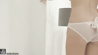 Skinny blonde teen wanking her hairy pussy in 60fps video
