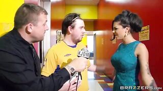 Guys from the crowd began to fuck a girl with tattoos