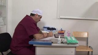 The doctor checked the girl and stretched her pussy with a speculum