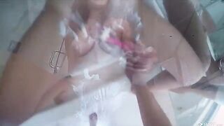 I came to visit my friend and his girlfriend in the shower