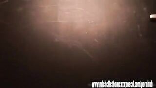 A group of guys spied on a mature woman under her short skirt