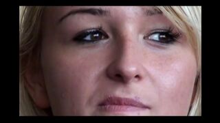 The girl got on her knees and started to suck after anal sex