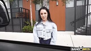 Selena agreed to get fucked for money by a stranger - Hunt4K