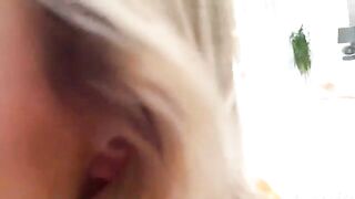 Lesbian anal gapping with a big dildo, very extreme!