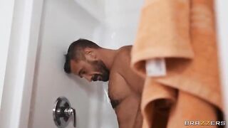 Nicole agrees to anal sex only, and she cries out in orgasmic pleasure
