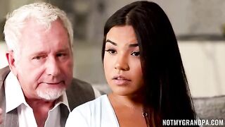 Hot latina girl Summer found a new job opportunity