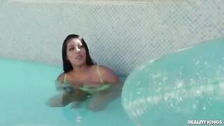 The lesson of swimming can be something exciting