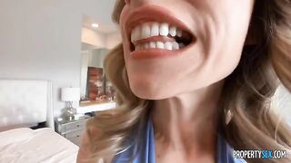 A guy brought his girlfriend to an unexpected place and had sex with her