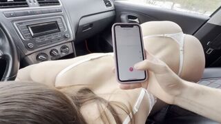 The best way to have sex in the car is on a phone stand