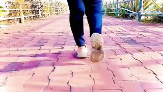 Big booty Latina chick is too hot to resist, even for a cameraman