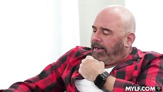 A group sex party shows what a swingers family looks like