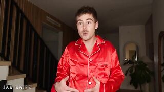 Gal Ritchie saves Christmas by spreading her legs for a big cock