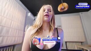 Wouldn't it be better to put a dick in your mouth? - Real Couple Action