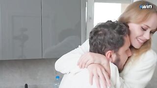 Plumber came for the repair and the housewife got a cock in her mouth