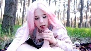 A beautiful girl is always ready to suck a cock, no matter the circumstances