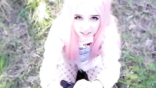 A beautiful girl is always ready to suck a cock, no matter the circumstances