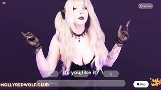 The blonde is caressed by a passionate gamer in POV