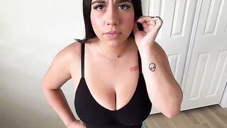 A big ass Latina promises pleasure just by looking at her