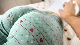 A chick with a gorgeous ass has an intimate moment with her stepbrother
